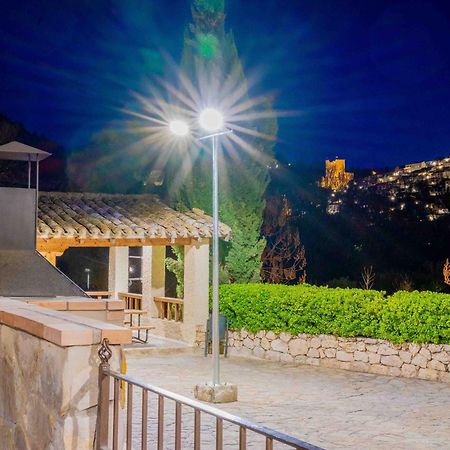 Apartamentos Berrocal Alcala del Jucar Esterno foto